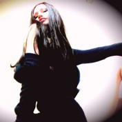 Evelina International Companion