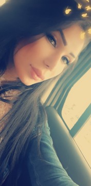 Arab soft girl like a diamond Laya