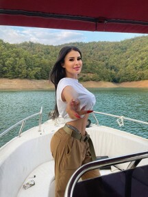 Farah otcall Escort Girl