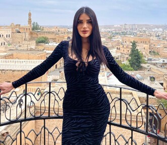 Rana Hot Slim Tattoo Girl Escort